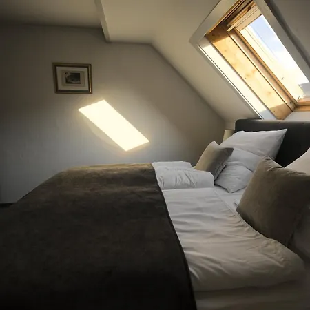 Charlotte * Weimar (Thuringia)