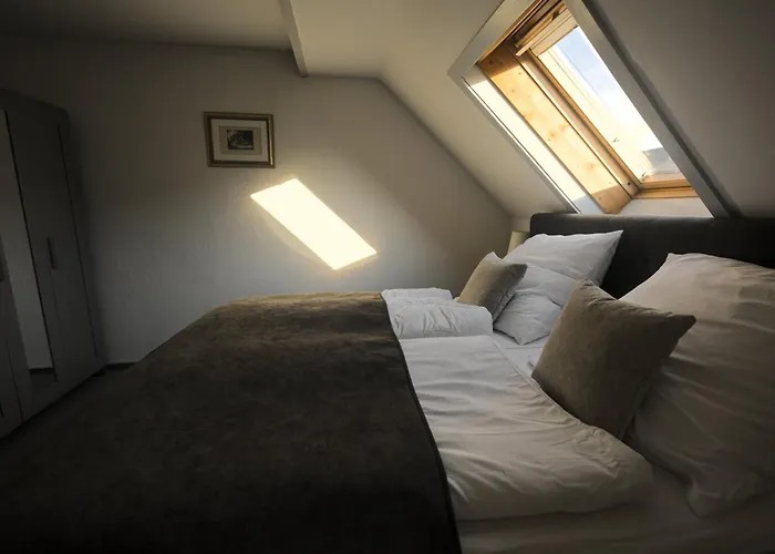 Charlotte * Weimar (Thuringia)